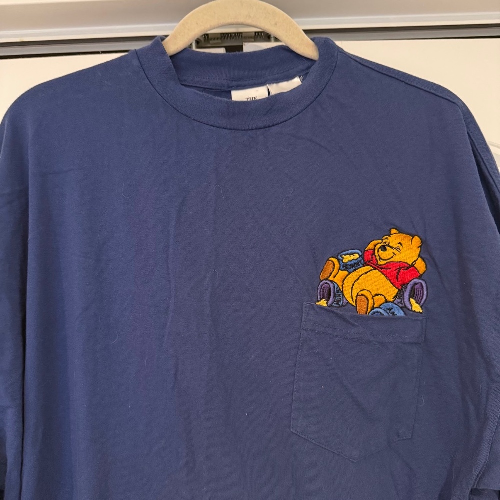 Vintage 90s Disney Winnie the Pooh Embroidered Long Sleeve Navy Blue Shirt